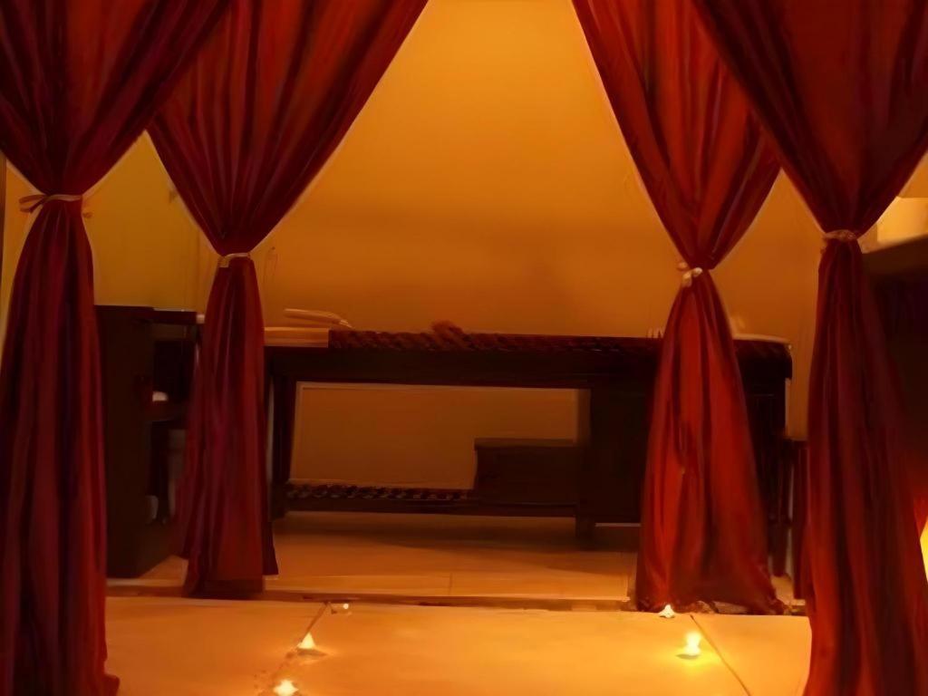 Отель Al-Isha Dharamshala Кута Экстерьер фото